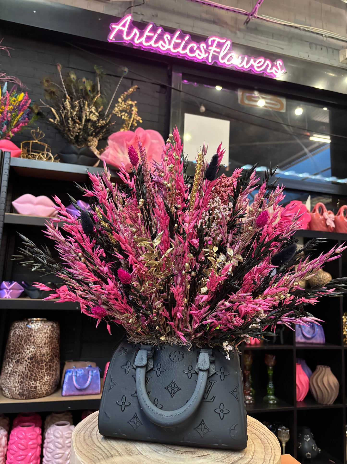 Bag vase & Pink black flowers