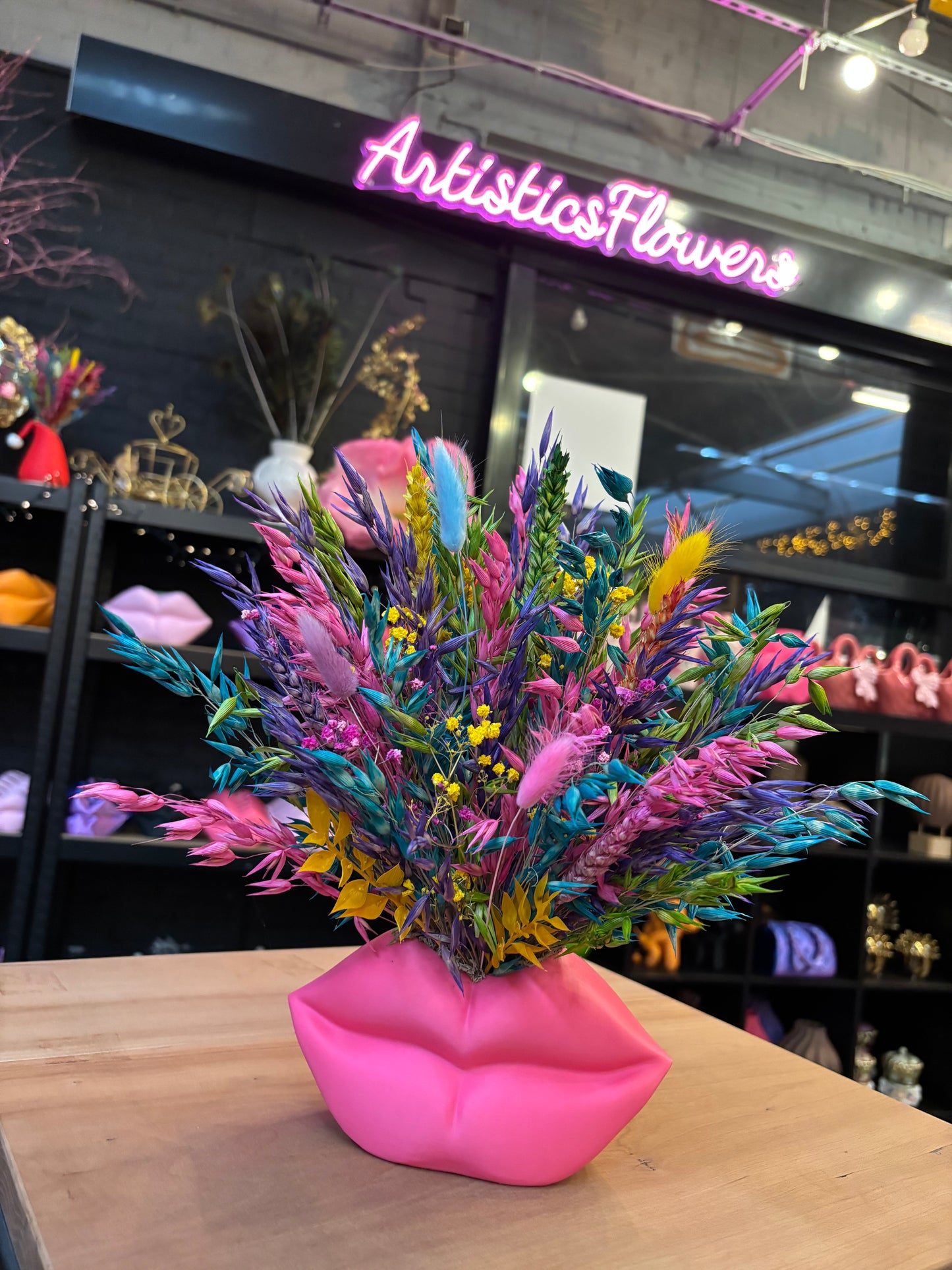 Lippen Neon Pink Small X Flowers Ibiza