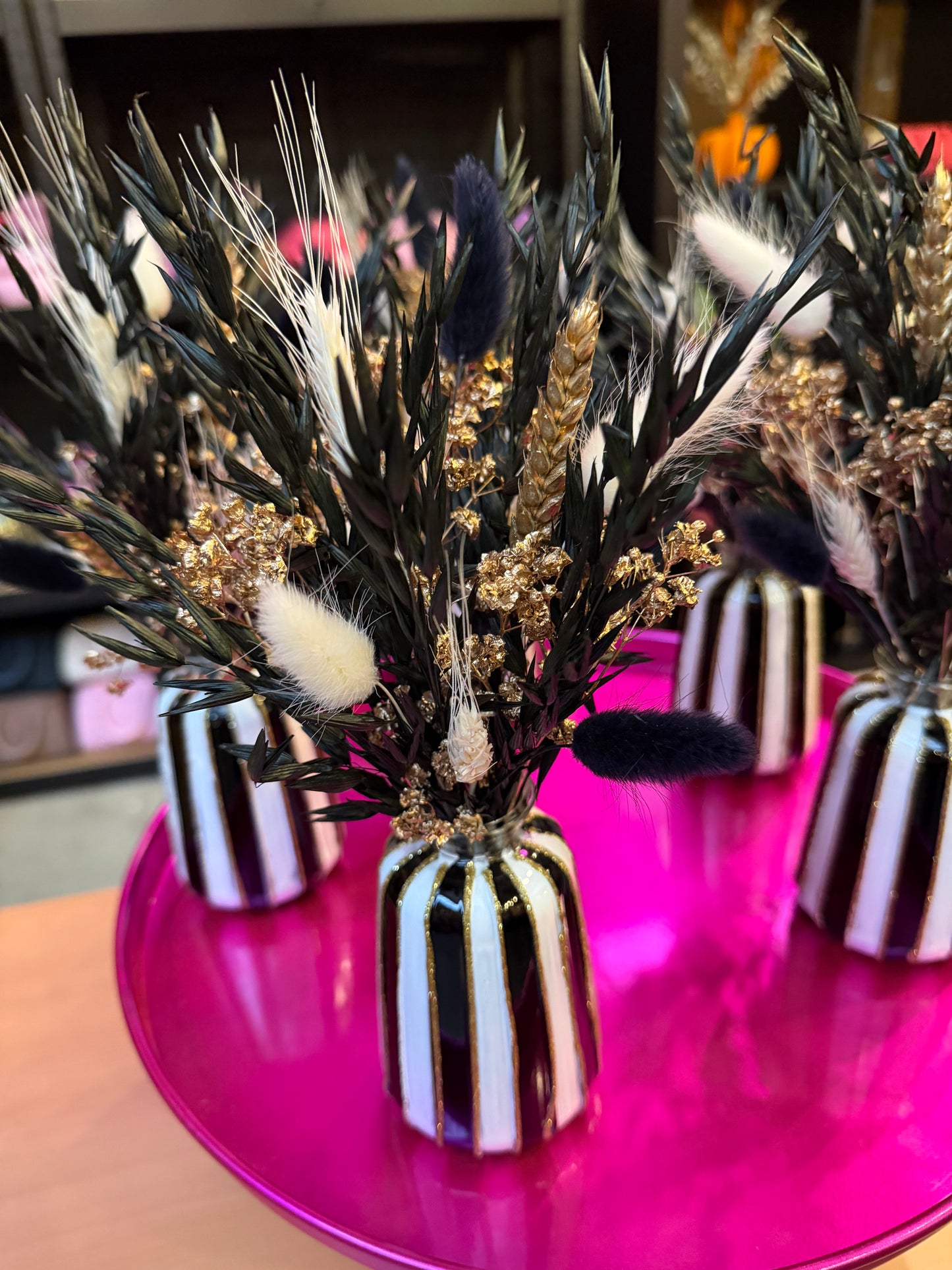 Vaasje zwart wit gestreept & Flowers