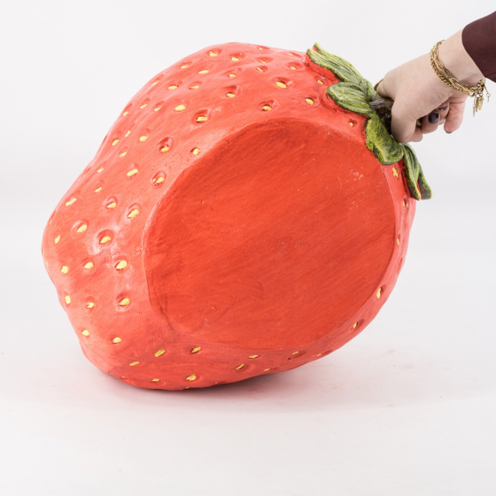 Bijzettafeltje/krukje aardbei