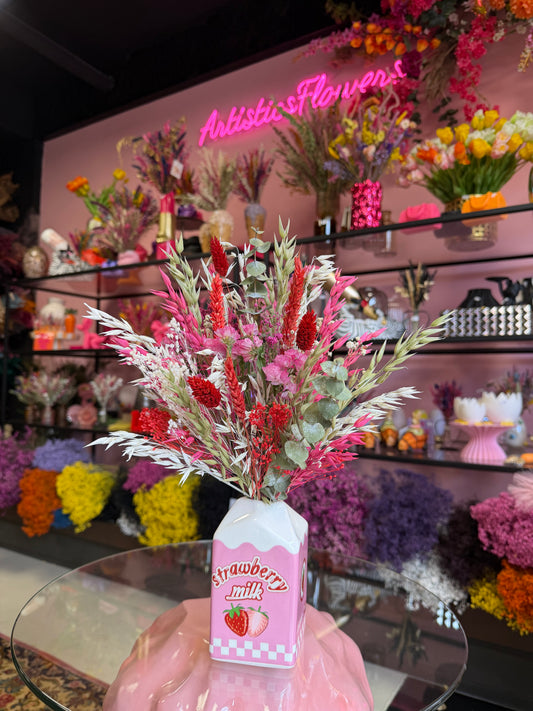 Strawberry milk vase & pink white flowers