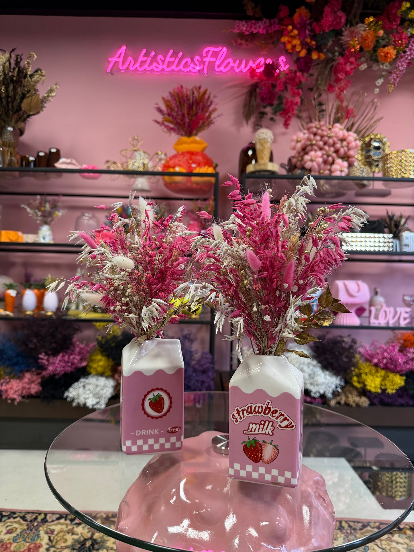 Strawberry milk vase & pink white flowers
