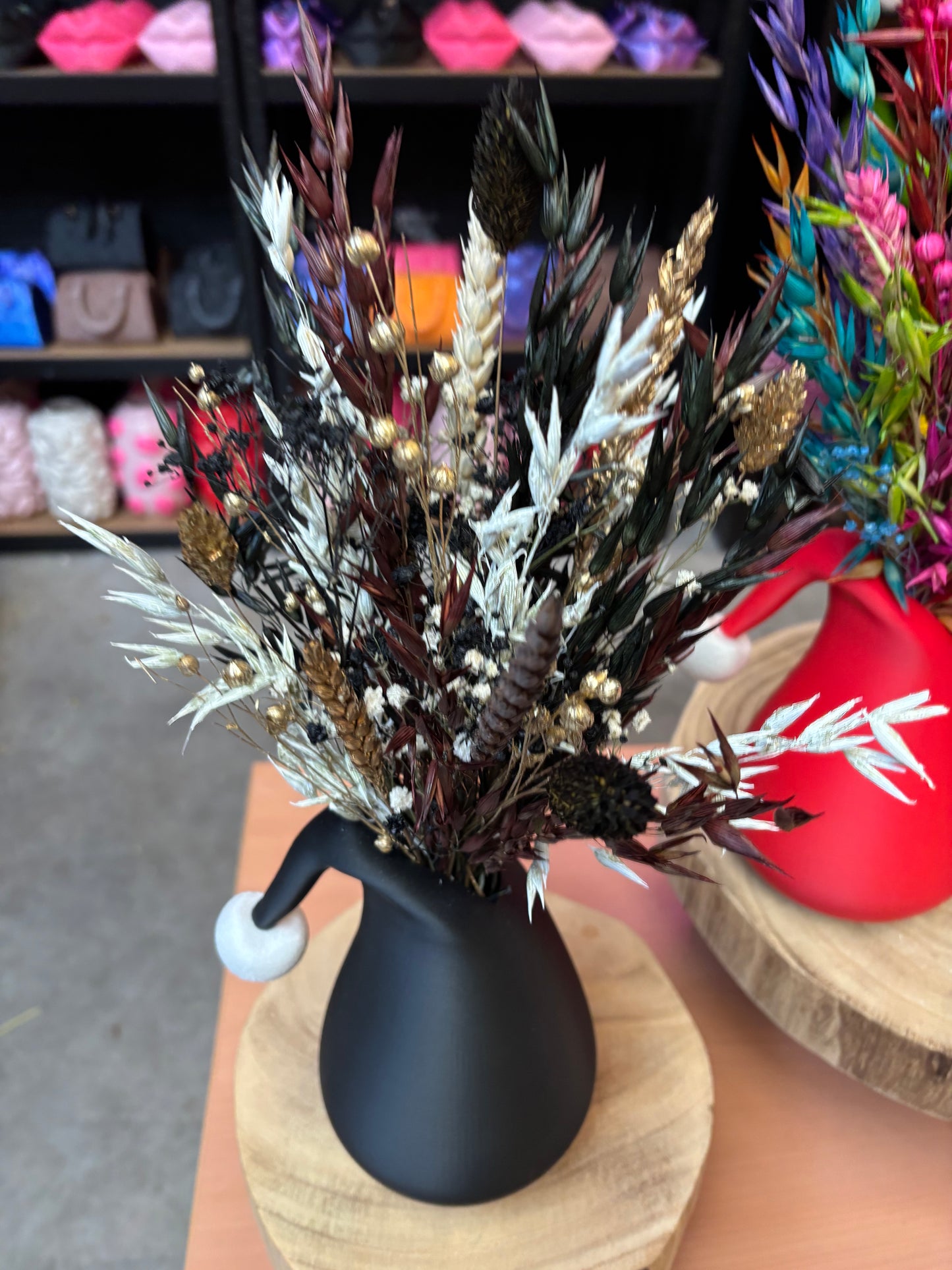 Santa vase & Flowers